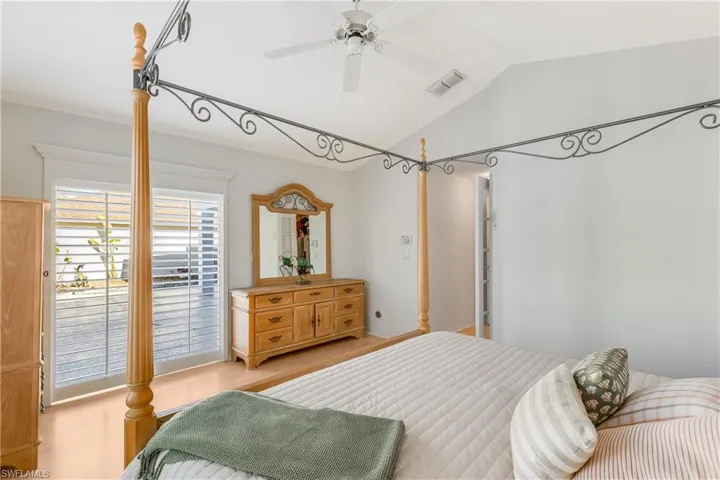 1188  Silverstrand  DR, Naples, FL 34110