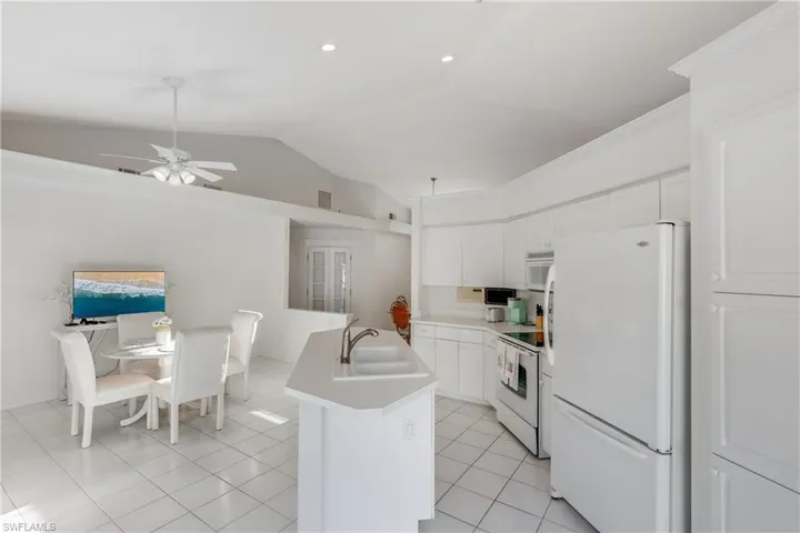 1188  Silverstrand  DR, Naples, FL 34110