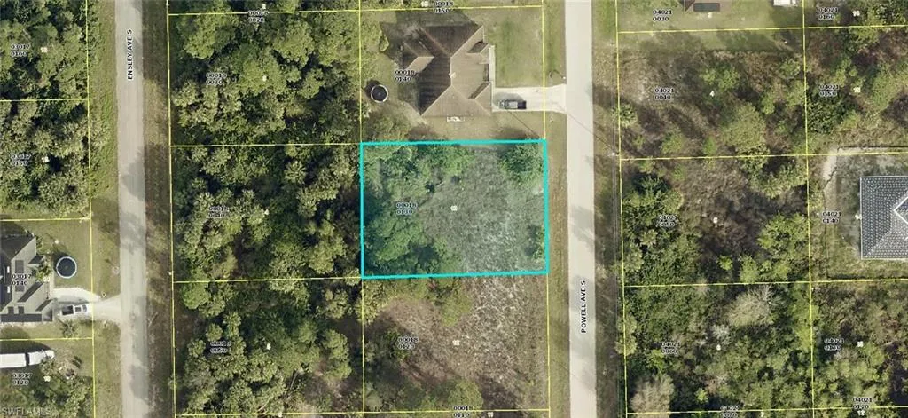 520/522  Powell S AVE, Lehigh Acres, FL 33974