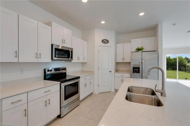4057 San Clemente Ct, North Fort Myers, Florida 33917