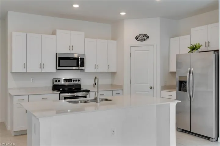 4057 San Clemente Ct, North Fort Myers, Florida 33917