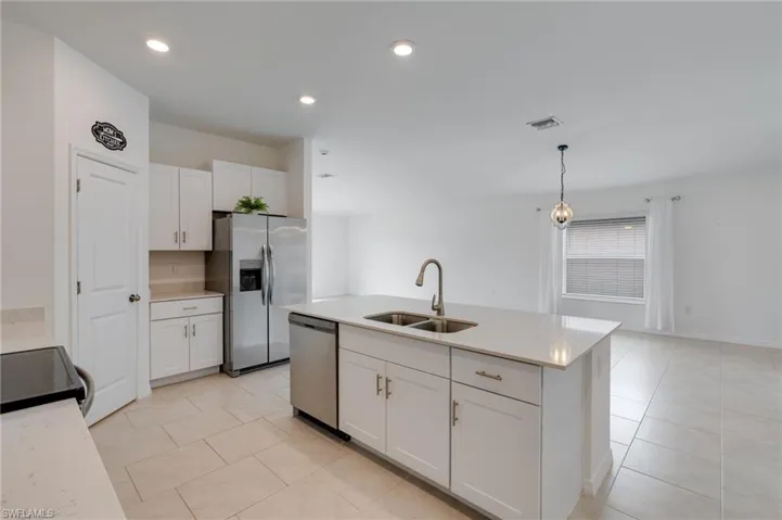 4057 San Clemente Ct, North Fort Myers, Florida 33917