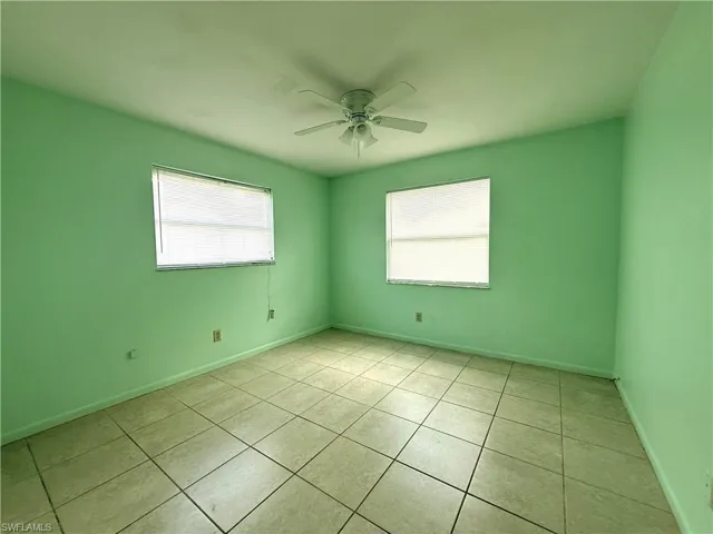 3814 SE 3rd  PL, Cape Coral, FL 33904