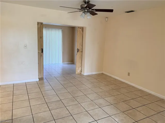 3814 SE 3rd  PL, Cape Coral, FL 33904