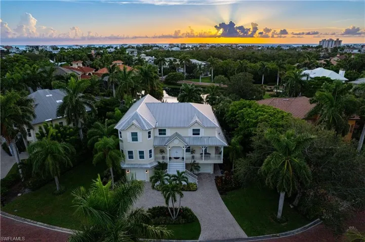 207 San Mateo Dr, Bonita Springs, Florida 34134