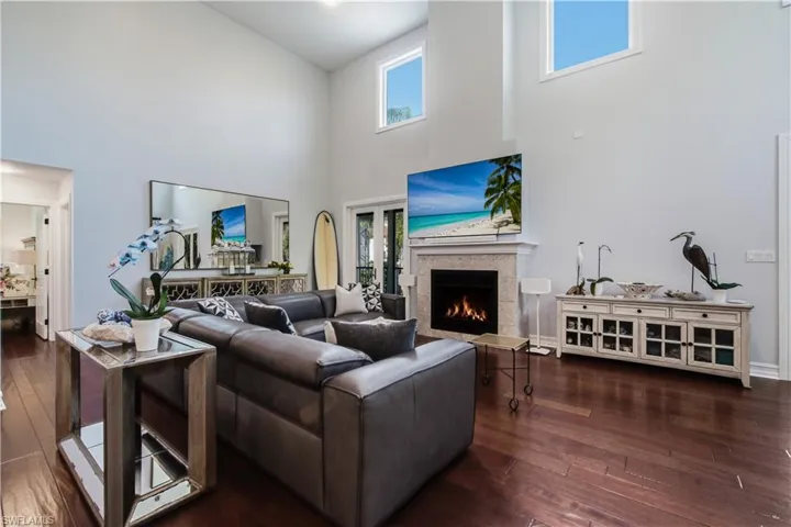 207 San Mateo Dr, Bonita Springs, Florida 34134