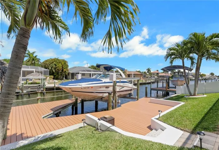 1407 Sw 49th St, Cape Coral, Florida 33914