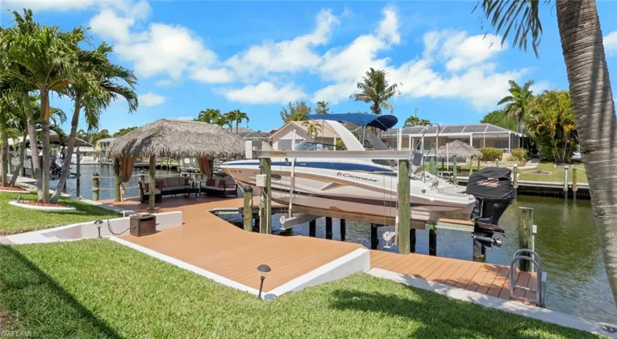 1407 Sw 49th St, Cape Coral, Florida 33914