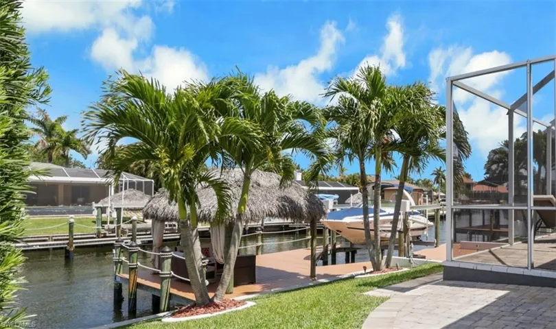 1407 Sw 49th St, Cape Coral, Florida 33914