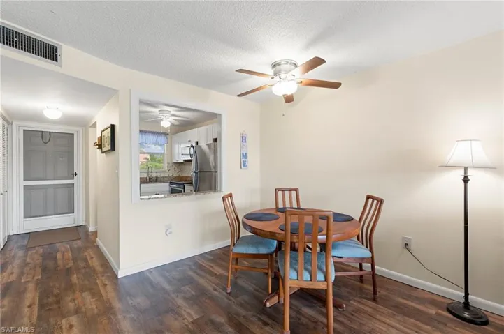 160  Turtle Lake  CT, Naples, FL 34105