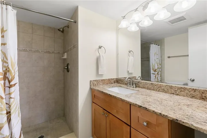 160  Turtle Lake  CT, Naples, FL 34105