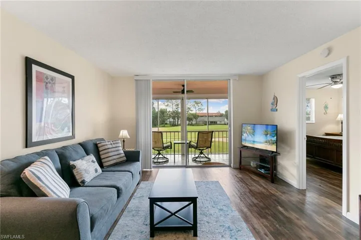 160  Turtle Lake  CT, Naples, FL 34105