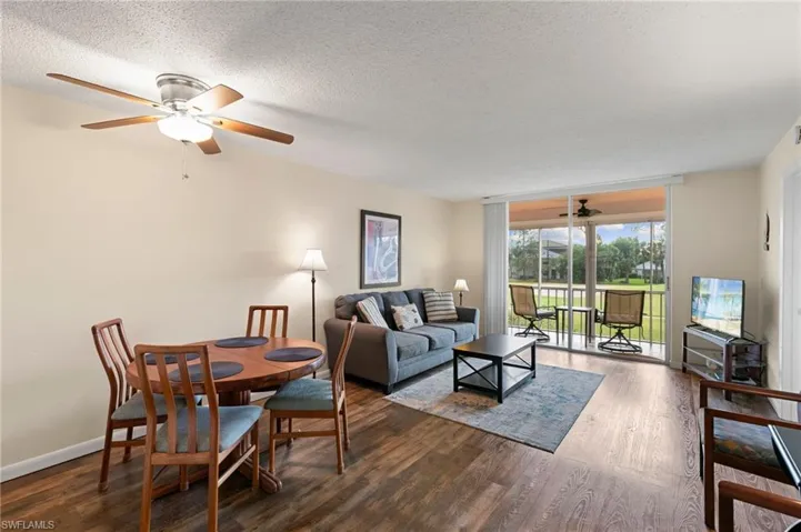 160  Turtle Lake  CT, Naples, FL 34105