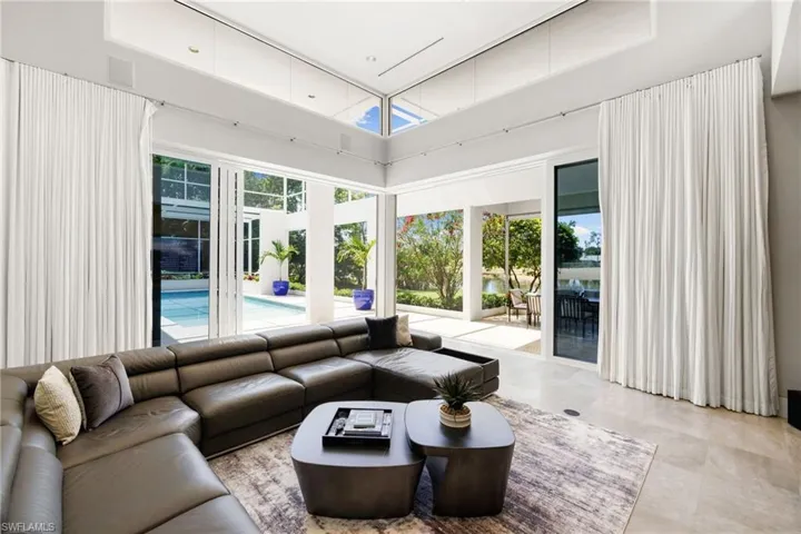 12933 Coco Plum Ln, Naples, Florida 34119