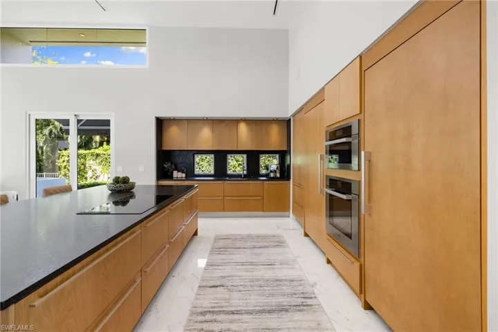 12933 Coco Plum Ln, Naples, Florida 34119