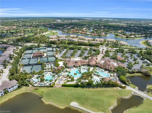 6453  Costa  CIR, Naples, FL 34113