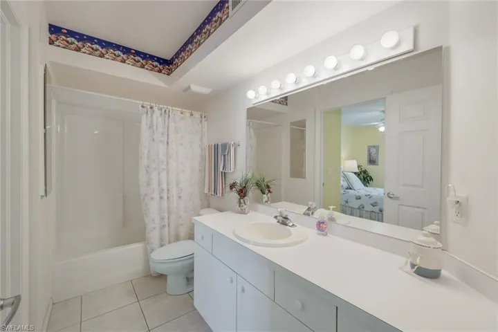 15505  Cedarwood  LN, Naples, FL 34110