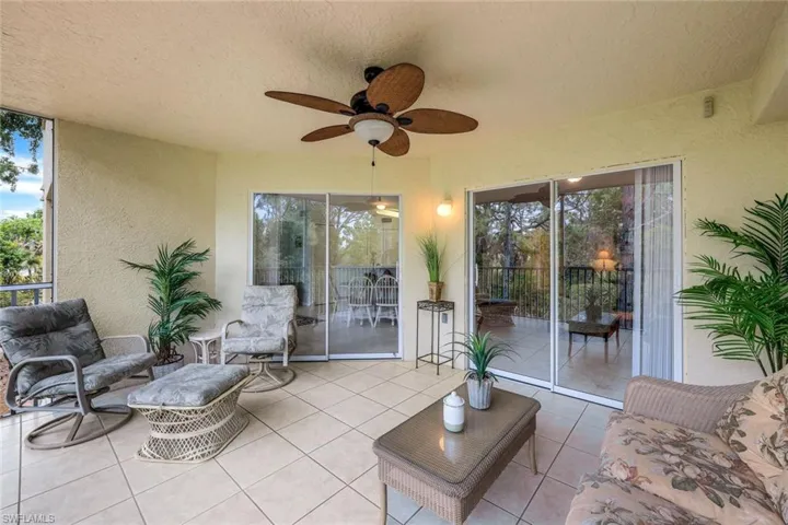 15505  Cedarwood  LN, Naples, FL 34110