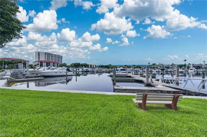 4570 Trawler Ct 102, Fort Myers, Florida 33919