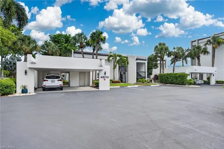 4570 Trawler Ct 102, Fort Myers, Florida 33919