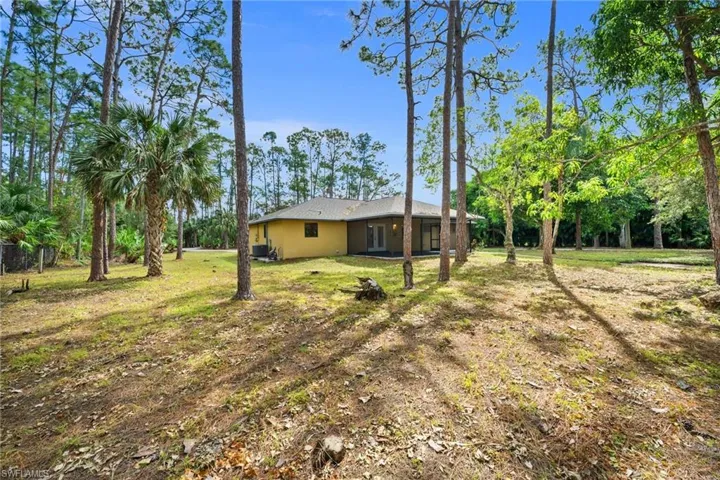 25230  Busy Bee  DR, Bonita Springs, FL 34135