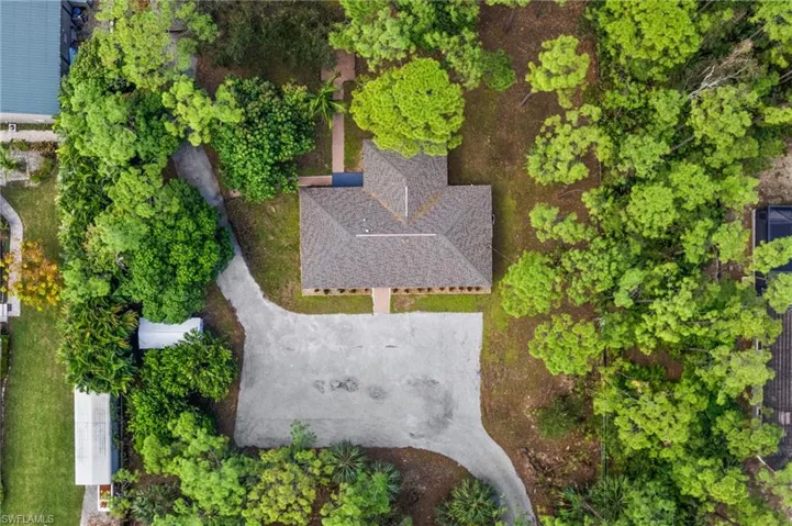 25230  Busy Bee  DR, Bonita Springs, FL 34135
