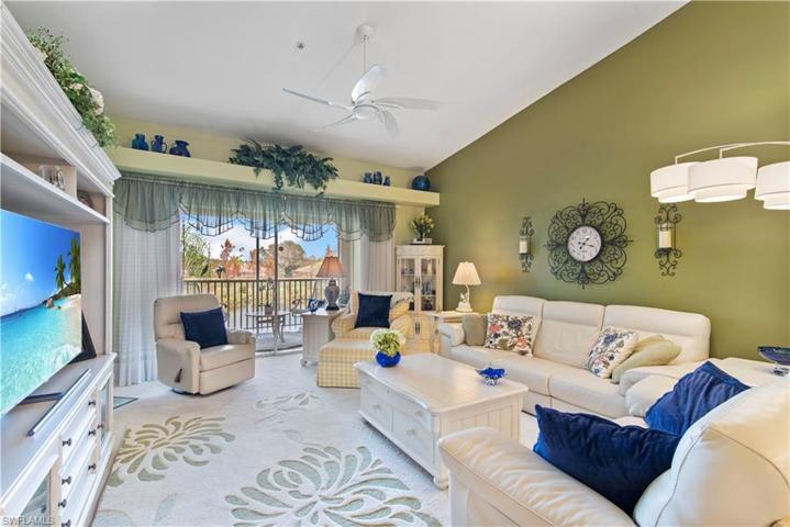 8365 Heritage Links CT # 1721, NAPLES FL 34112
