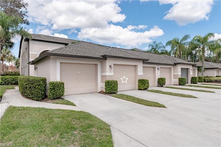 8365 Heritage Links CT # 1721, NAPLES FL 34112