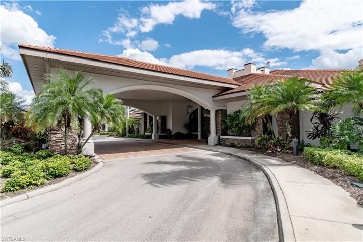 8365 Heritage Links CT # 1721, NAPLES FL 34112