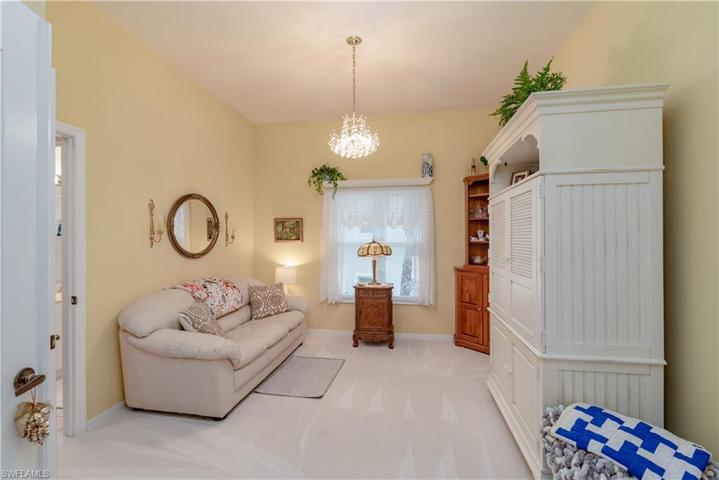8365 Heritage Links CT # 1721, NAPLES FL 34112