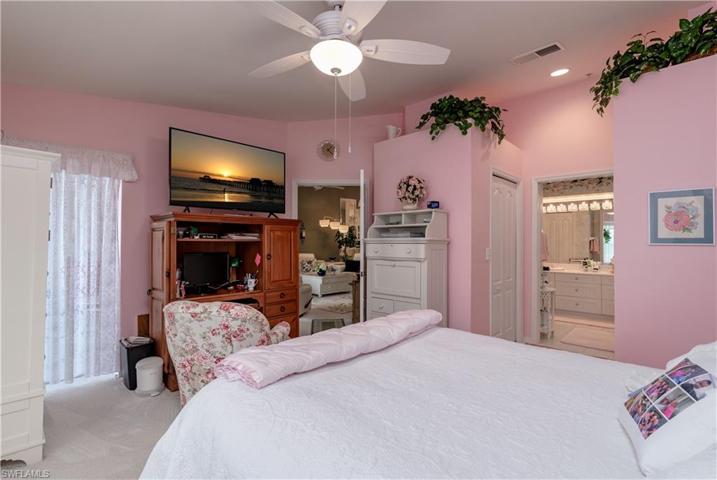 8365 Heritage Links CT # 1721, NAPLES FL 34112
