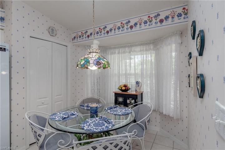 8365 Heritage Links CT # 1721, NAPLES FL 34112