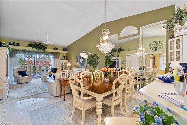 8365 Heritage Links CT # 1721, NAPLES FL 34112