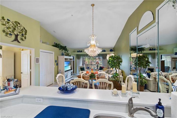 8365 Heritage Links CT # 1721, NAPLES FL 34112
