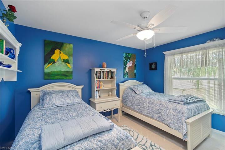 8365 Heritage Links CT # 1721, NAPLES FL 34112