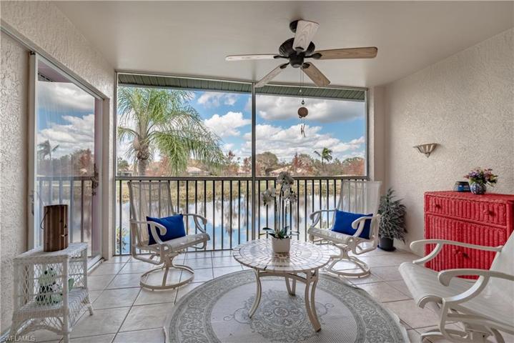 8365 Heritage Links CT # 1721, NAPLES FL 34112