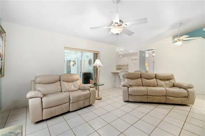 218 Pinehurst Cir, Naples Fl 34113