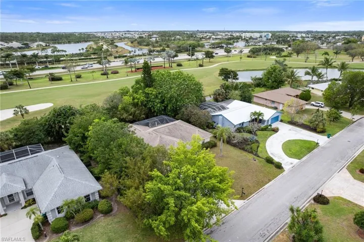 218 Pinehurst Cir, Naples Fl 34113