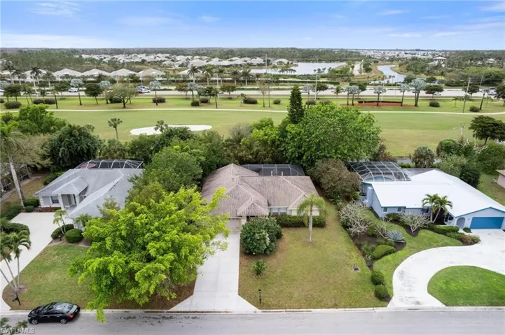 218 Pinehurst Cir, Naples Fl 34113