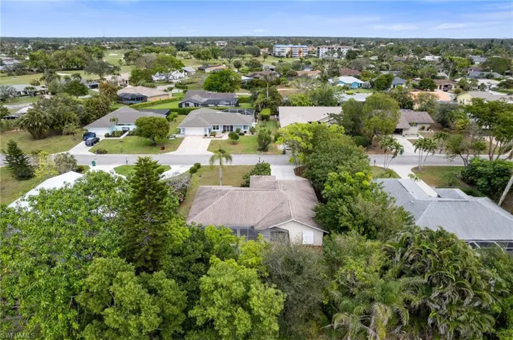218 Pinehurst Cir, Naples Fl 34113