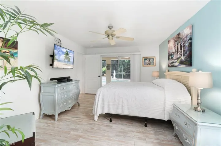 218 Pinehurst Cir, Naples Fl 34113