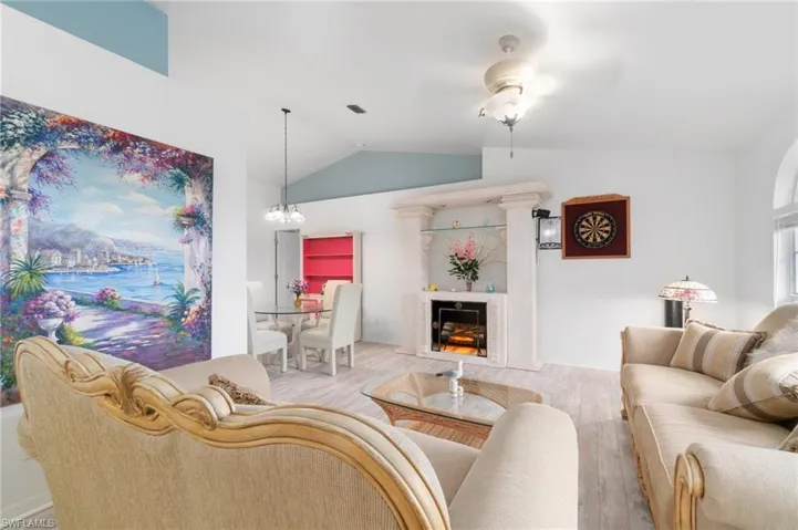 218 Pinehurst Cir, Naples Fl 34113