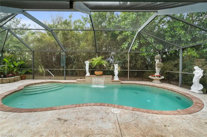 218 Pinehurst Cir, Naples Fl 34113