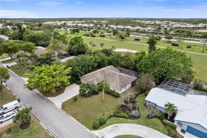 218 Pinehurst Cir, Naples Fl 34113