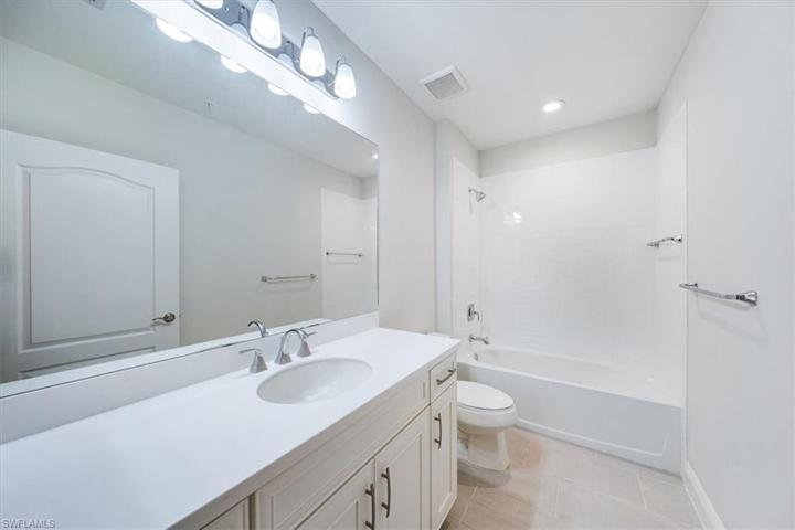 2nd bathroom