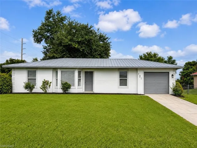 101 Curtis Ave N, Lehigh Acres, Florida 33971