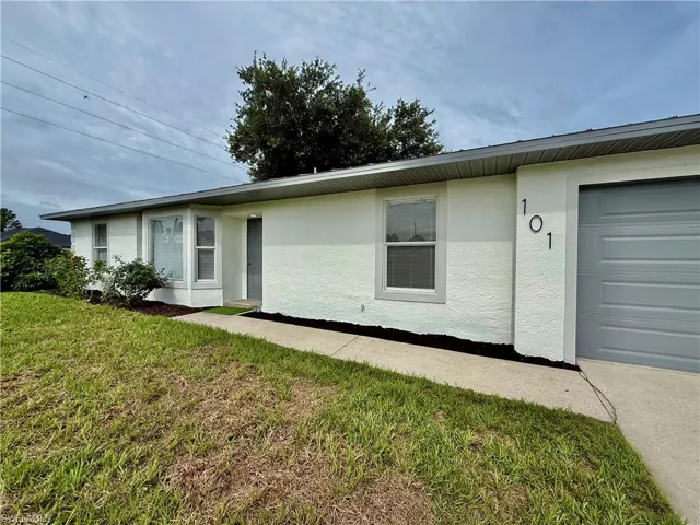 101 Curtis Ave N, Lehigh Acres, Florida 33971