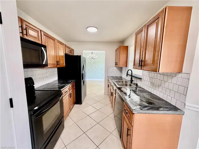 101 Curtis Ave N, Lehigh Acres, Florida 33971