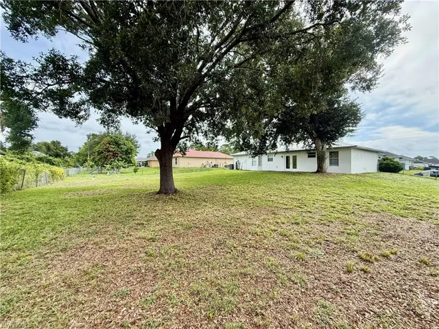101 Curtis Ave N, Lehigh Acres, Florida 33971