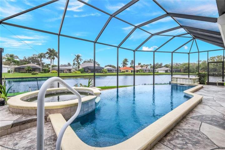 This pool and spa are meant to be enjoyed all year long!